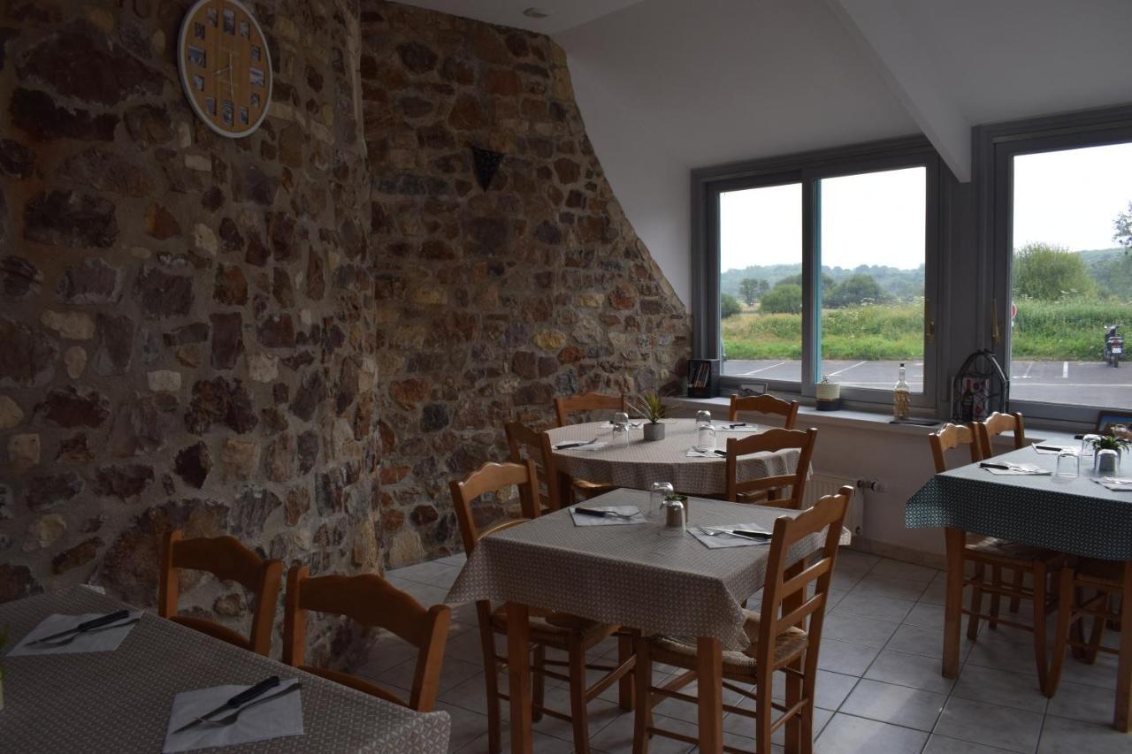 Auberge De La Vallee De La Douve L'Etang-Bertrand المظهر الخارجي الصورة